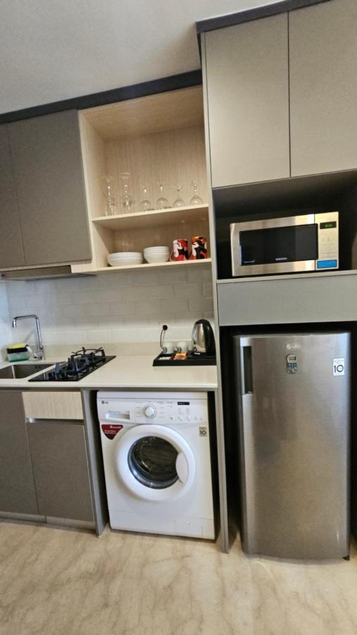 Studio Sea View Apartment At Gold Coast Pik By Mysweethome Giacarta Esterno foto