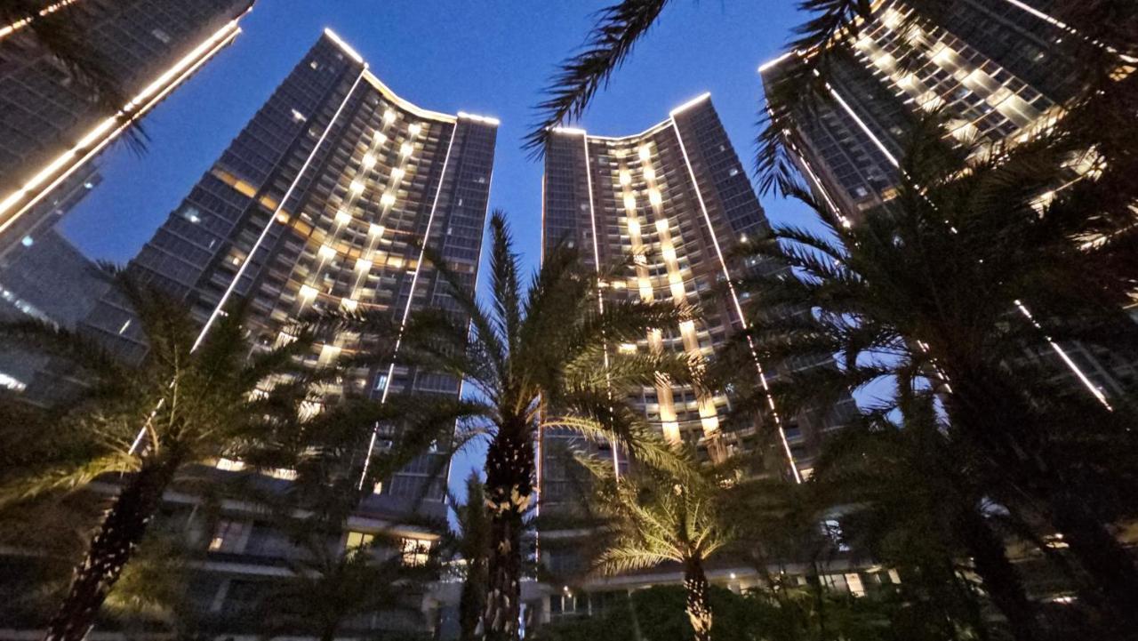 Studio Sea View Apartment At Gold Coast Pik By Mysweethome Giacarta Esterno foto