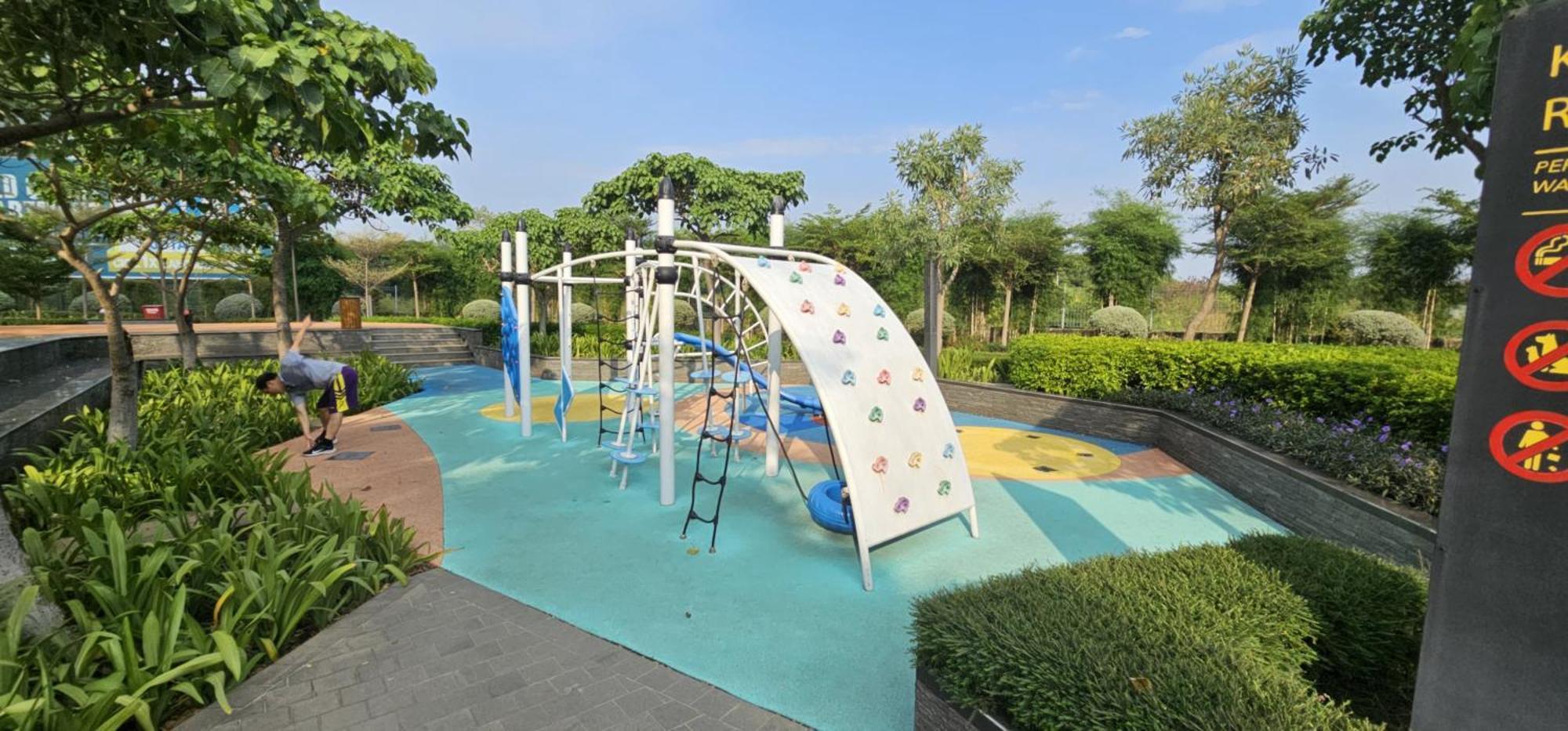 Studio Sea View Apartment At Gold Coast Pik By Mysweethome Giacarta Esterno foto