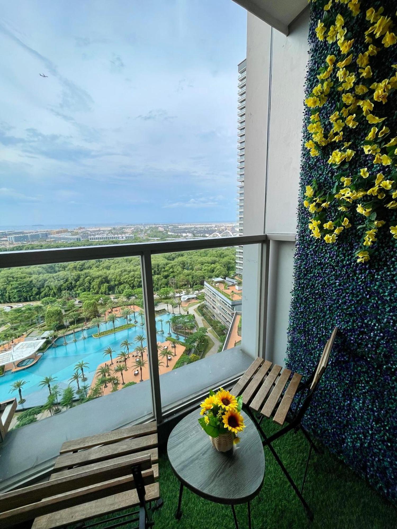 Studio Sea View Apartment At Gold Coast Pik By Mysweethome Giacarta Esterno foto