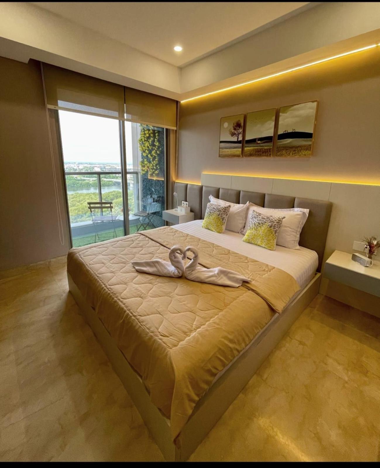 Studio Sea View Apartment At Gold Coast Pik By Mysweethome Giacarta Esterno foto